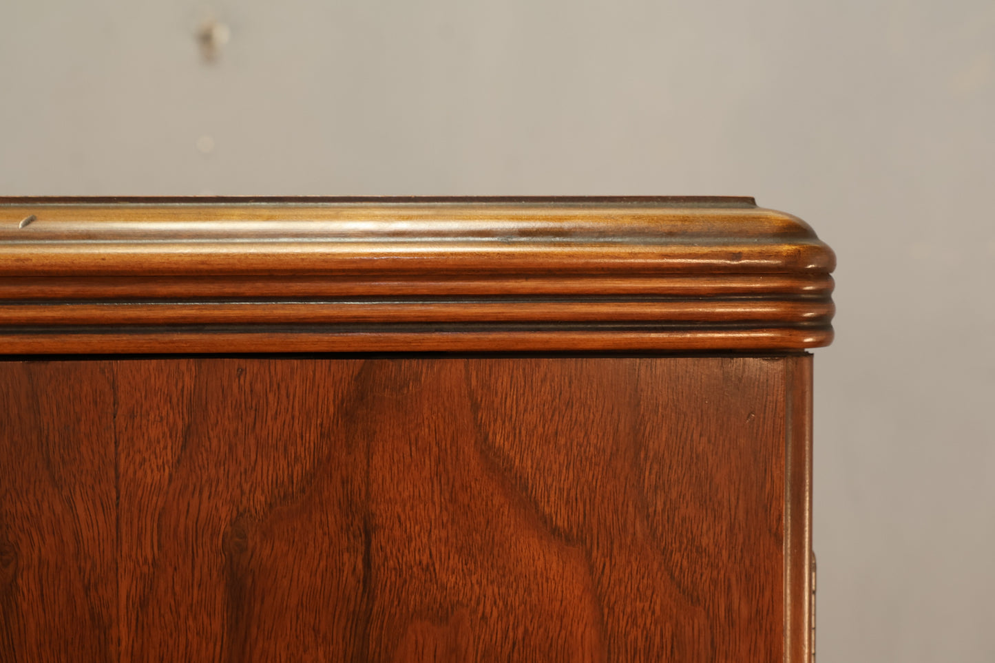Castle Deco 4-Door Wall Unit