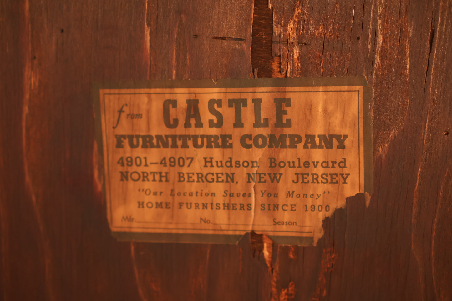 Castle Deco 4-Door Wall Unit
