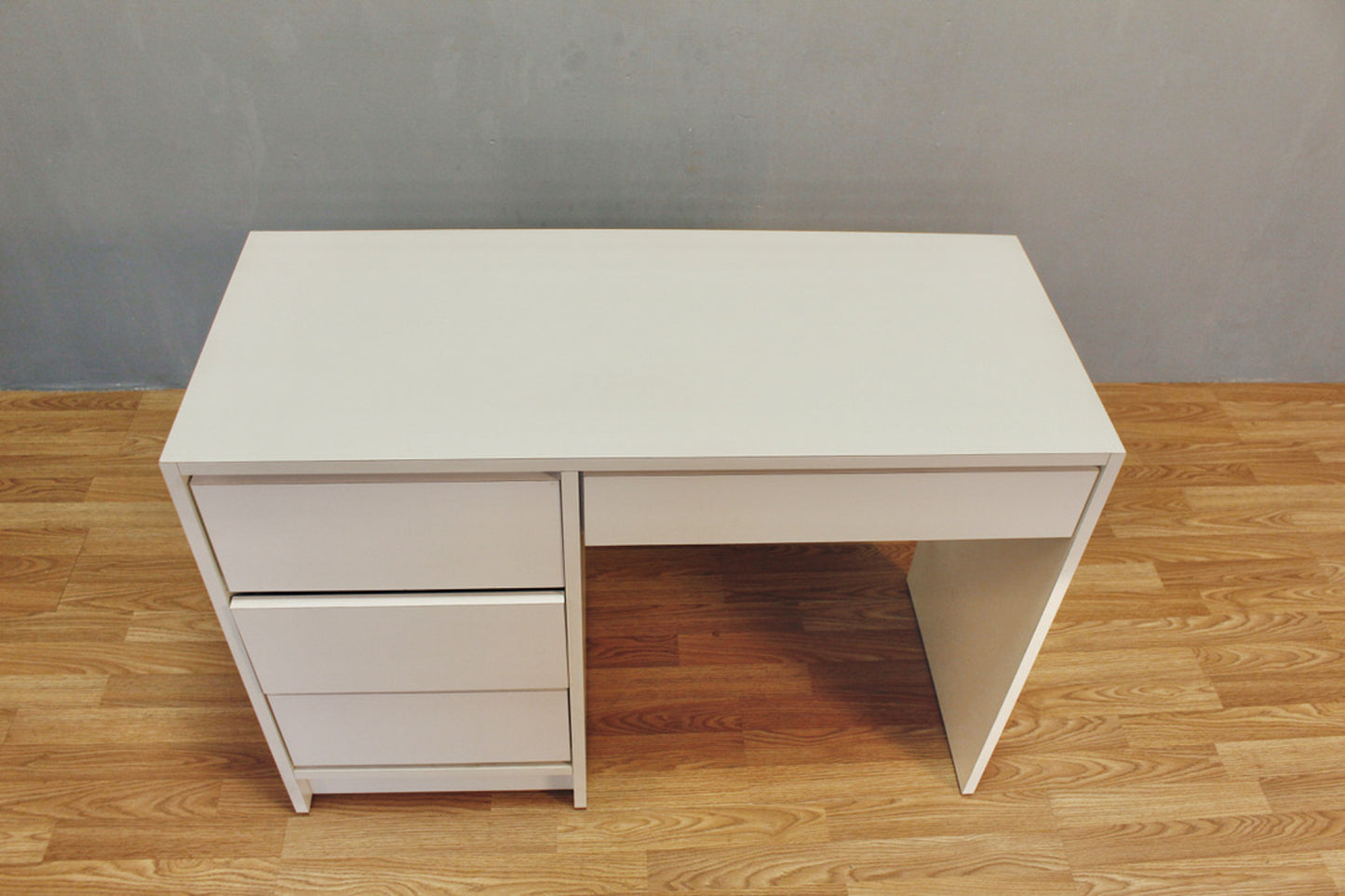 White Laminate 4-Drawer Desk