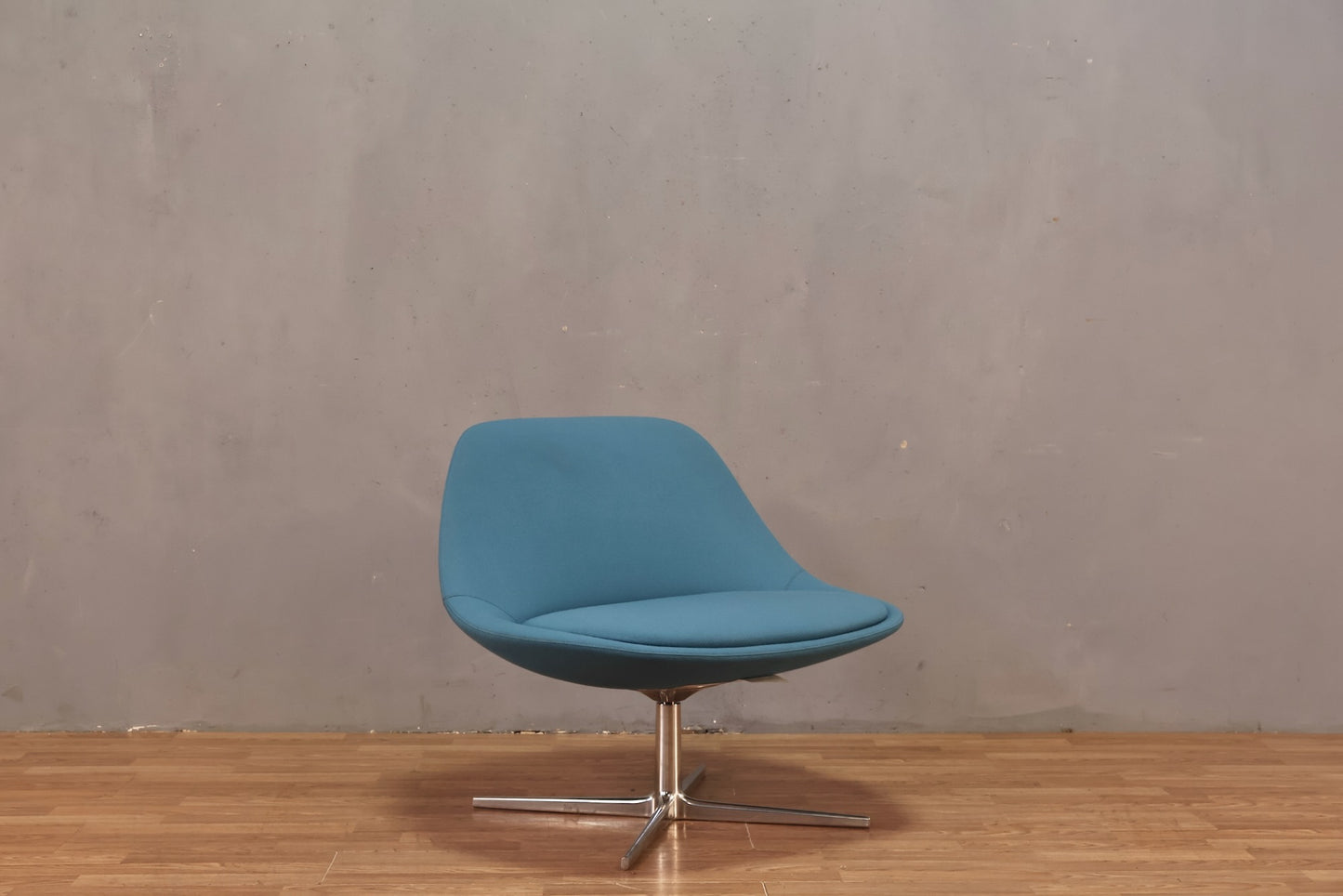 Modern "Chiara" Turquoise Swivel Lounge Chair - ONLINE ONLY