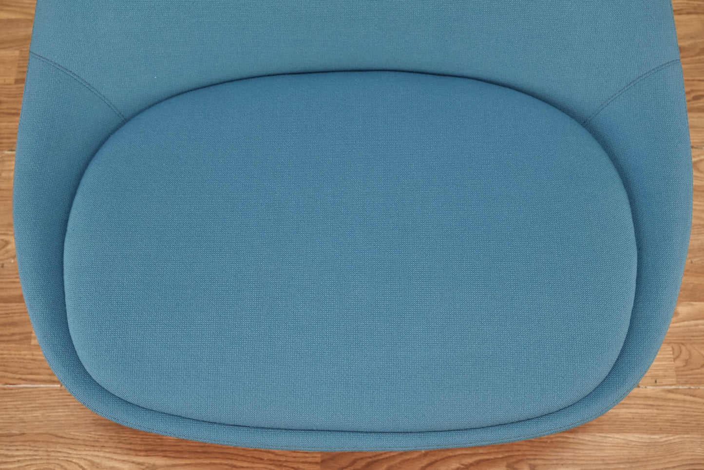 Modern "Chiara" Turquoise Swivel Lounge Chair - ONLINE ONLY