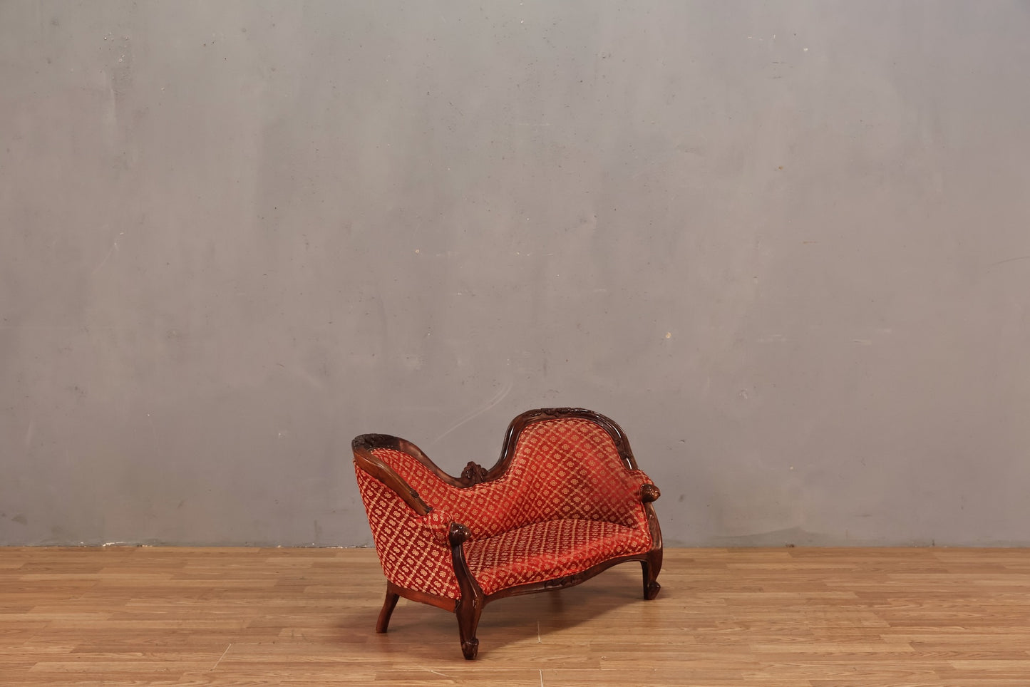 Mini Victorian Ruby Pet's Sofa