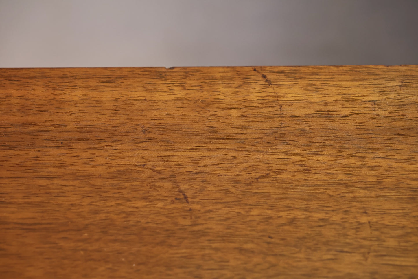Mid Century Arched 9-Drawer Dresser