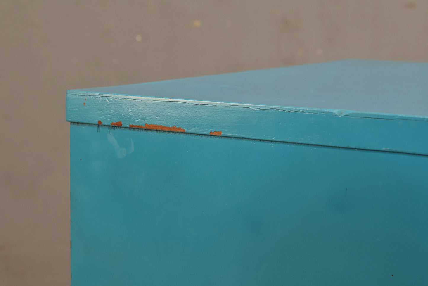 Concave Walnut & Cyan 2-Drawer Nightstand