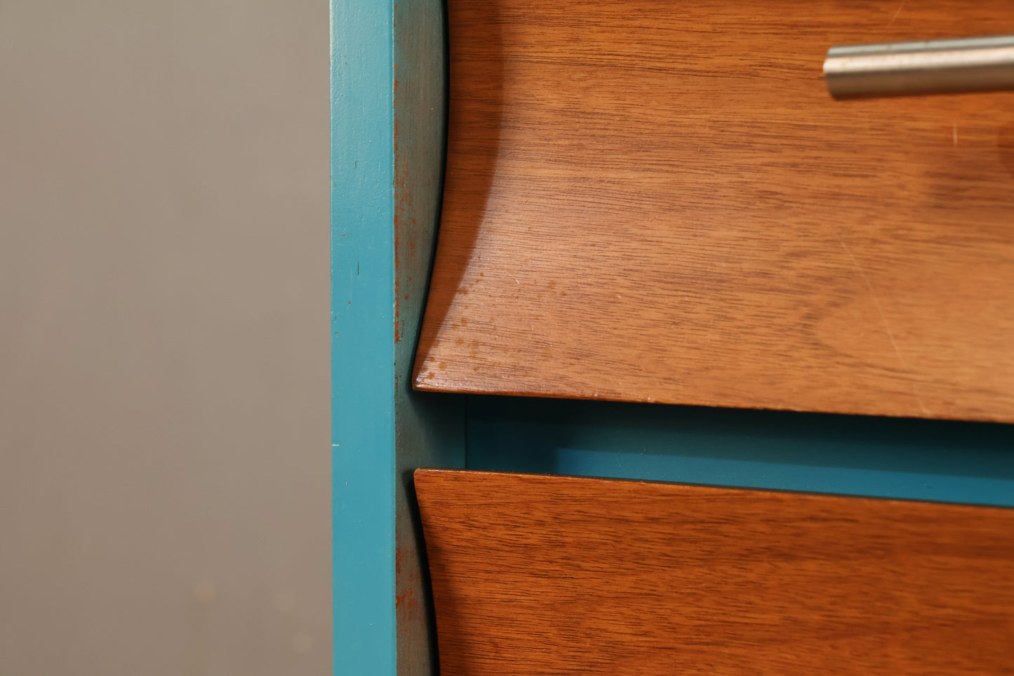 Concave Walnut & Cyan 2-Drawer Nightstand
