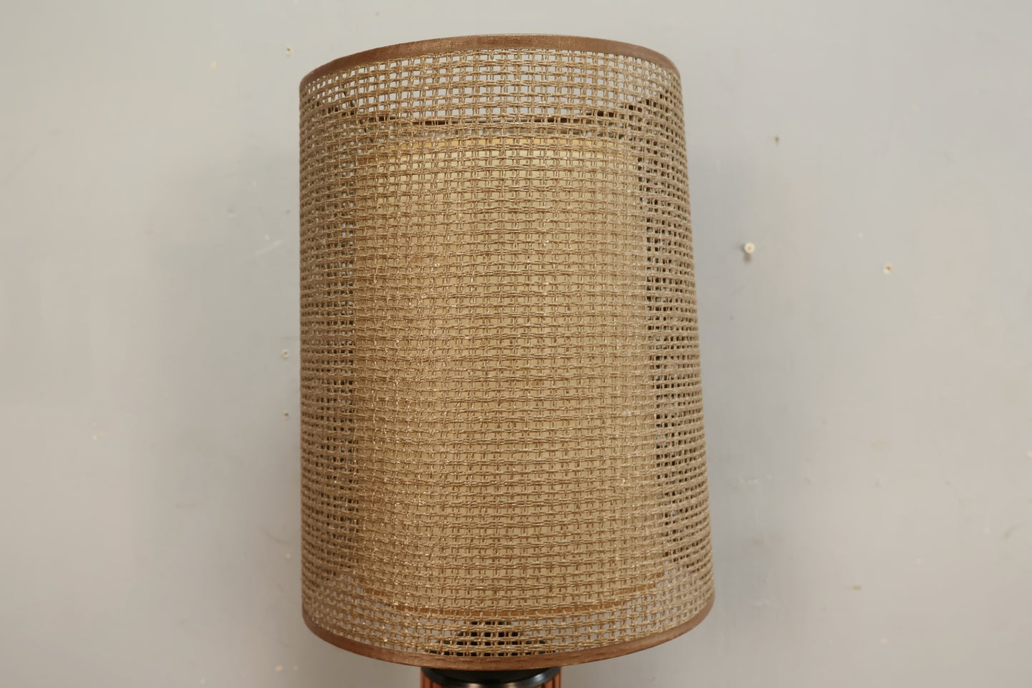 Black & Woven Gruvwood Table Lamp