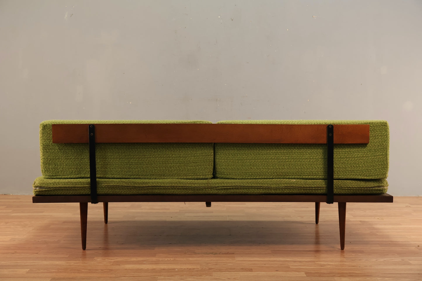 Mid Century Kiwi Daybed Sofa - ONLINE ONLY