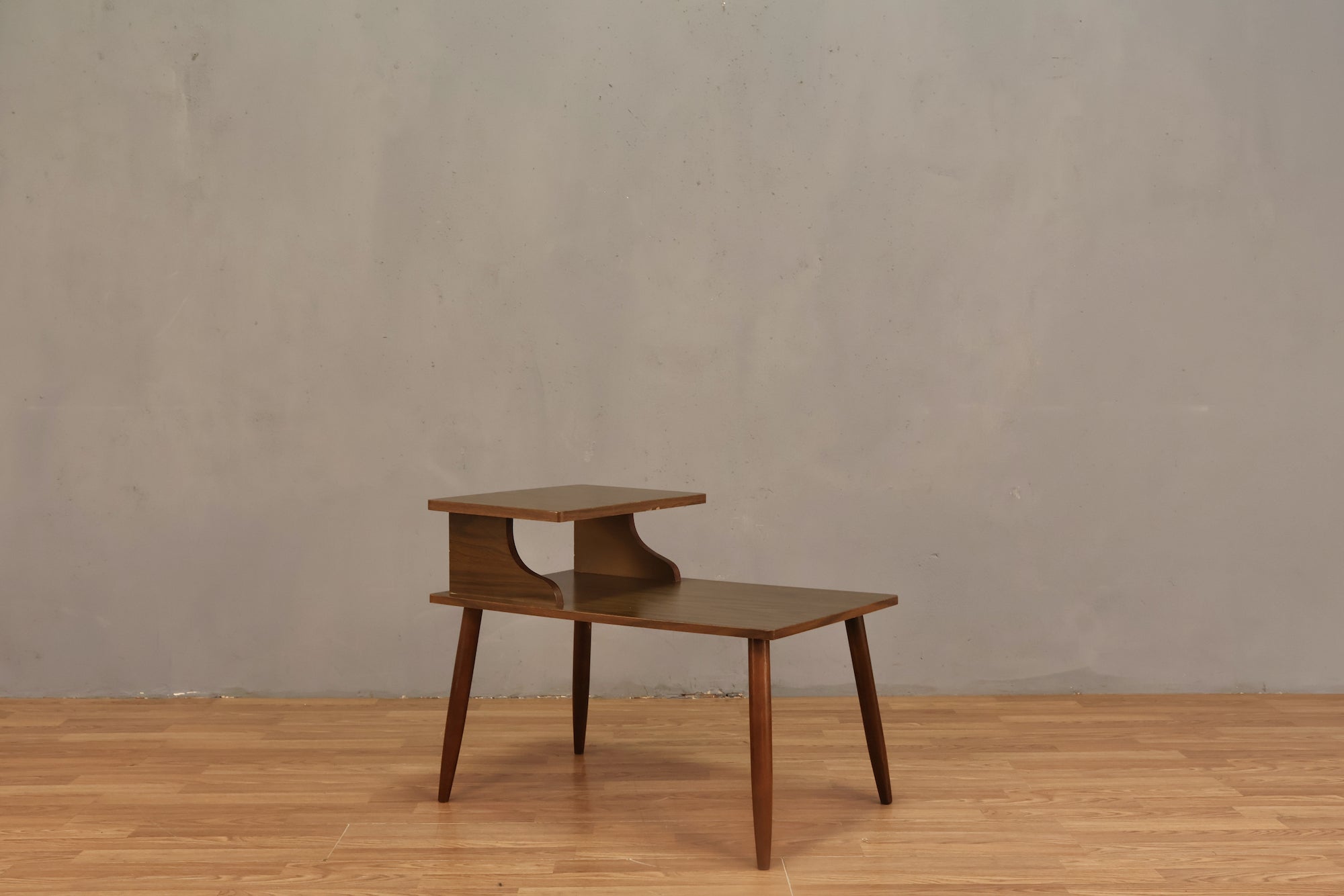 Mid Century Laminate Stepback Side Table - ONLINE ONLY – Furnish Green