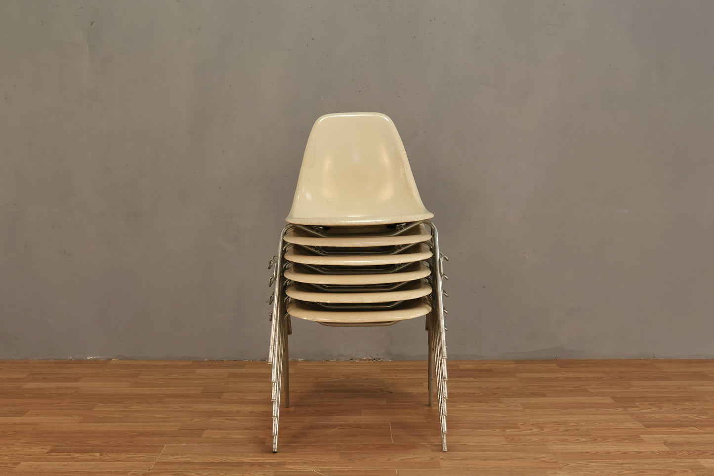 Eames 1960s Parchment Fiberglass DSS Chair