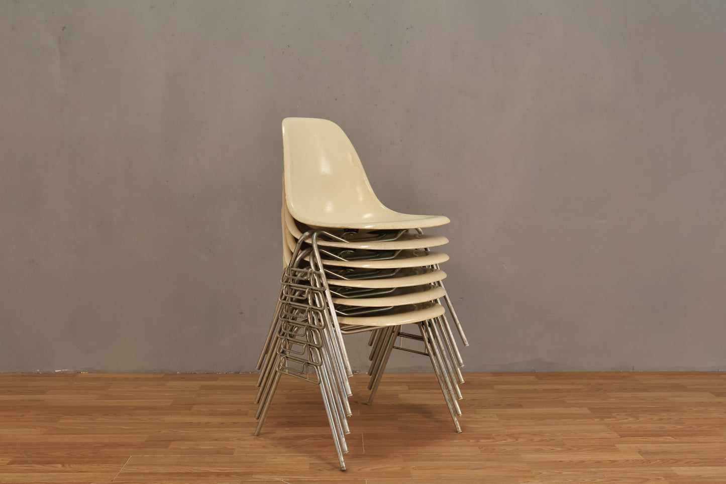 Eames 1960s Parchment Fiberglass DSS Chair