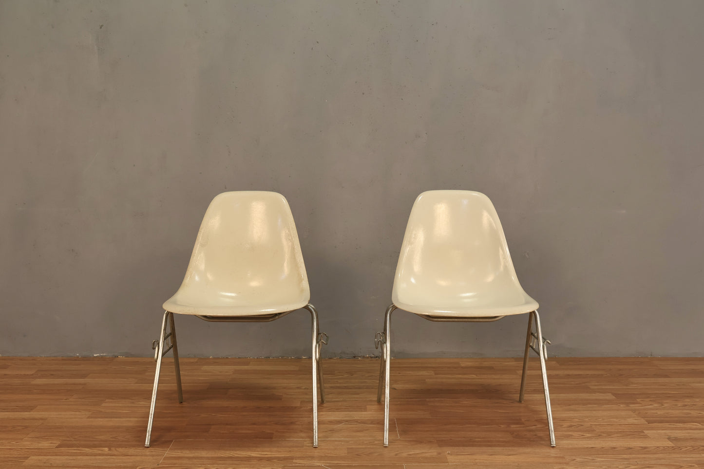 Eames 1960s Parchment Fiberglass DSS Chair