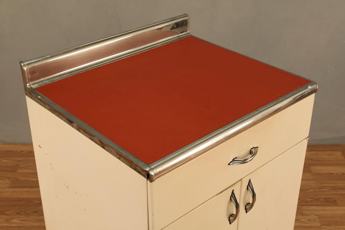 Youngstown White & Cherry Kitchen Cabinet
