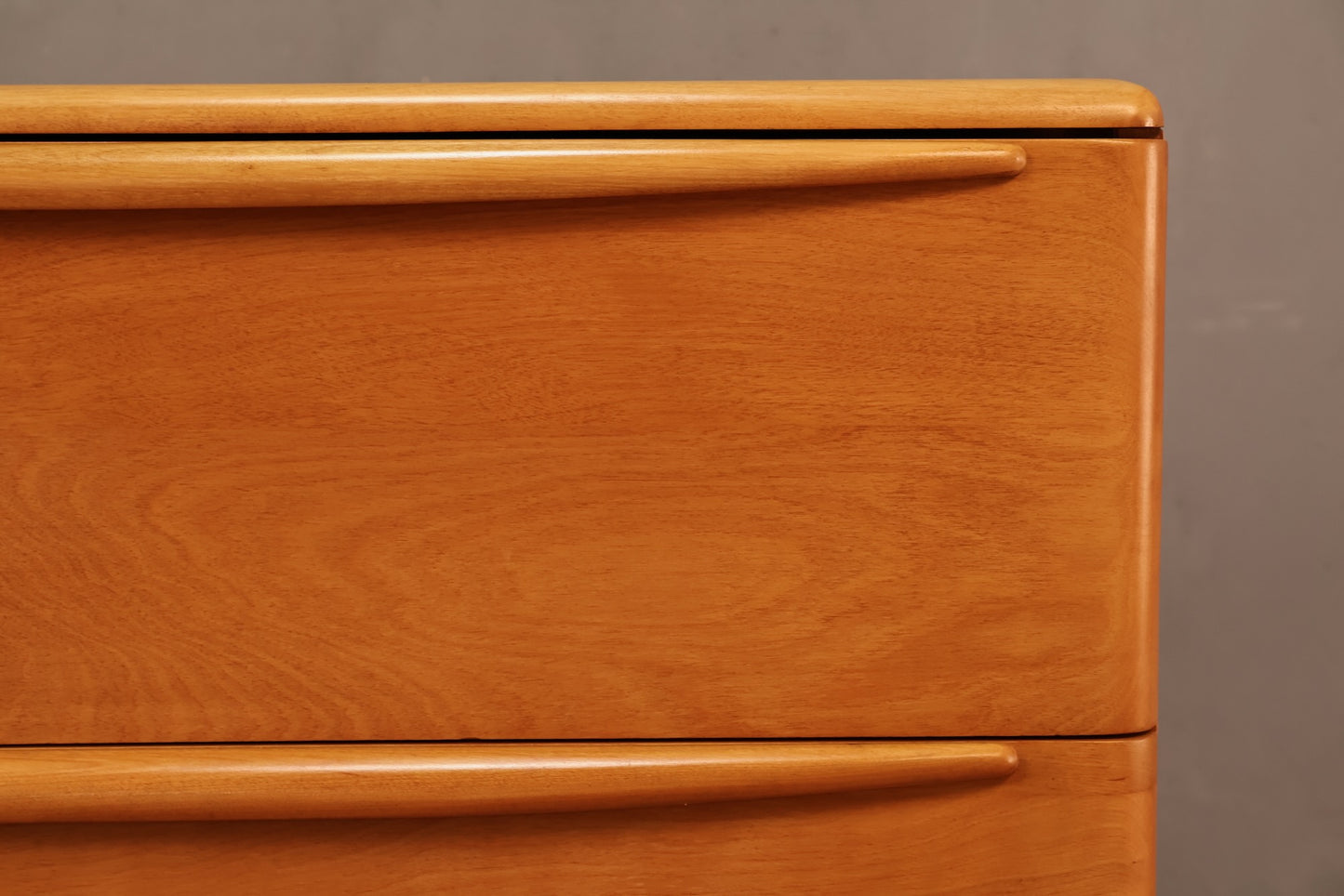 Heywood-Wakefield Maple 3-Drawer Dresser