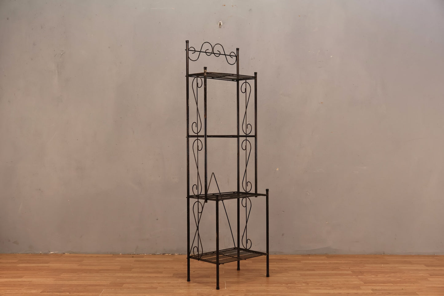 Curled Black Wire 4-Tier Shelf