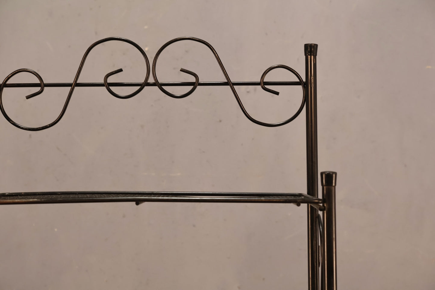 Curled Black Wire 4-Tier Shelf