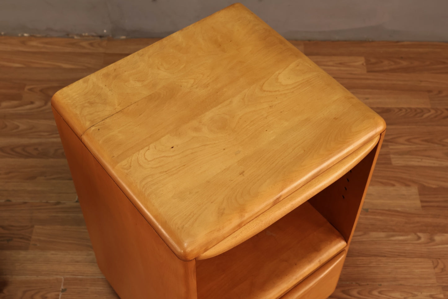 Heywood-Wakefield Maple 1-Drawer Nightstand