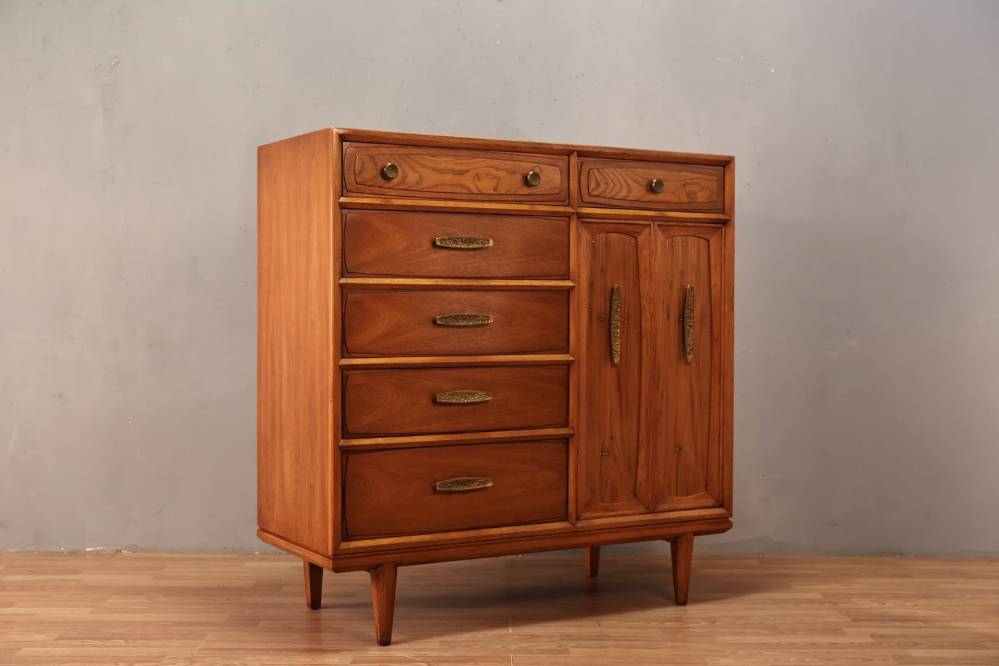 Drexel Heritage 6-Drawer Bachelor's Chest