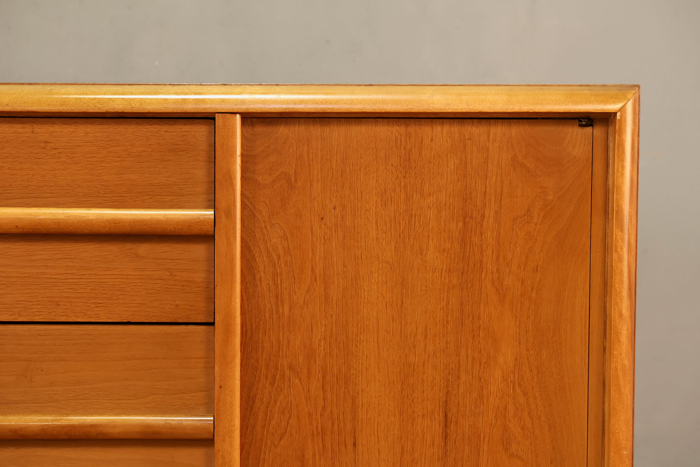 T.H. Robsjohn-Gibbings Compact Credenza