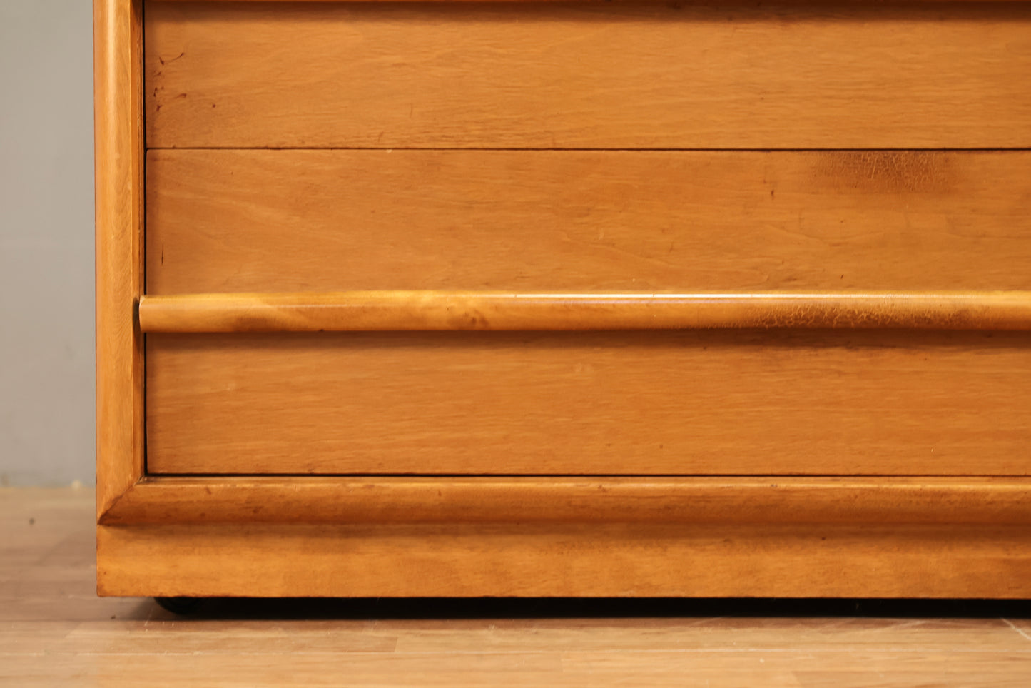 T.H. Robsjohn-Gibbings Compact Credenza