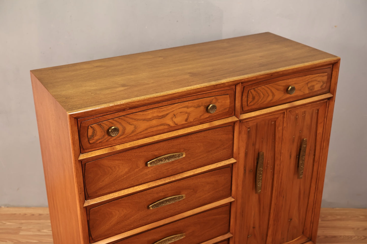 Drexel Heritage 6-Drawer Bachelor's Chest