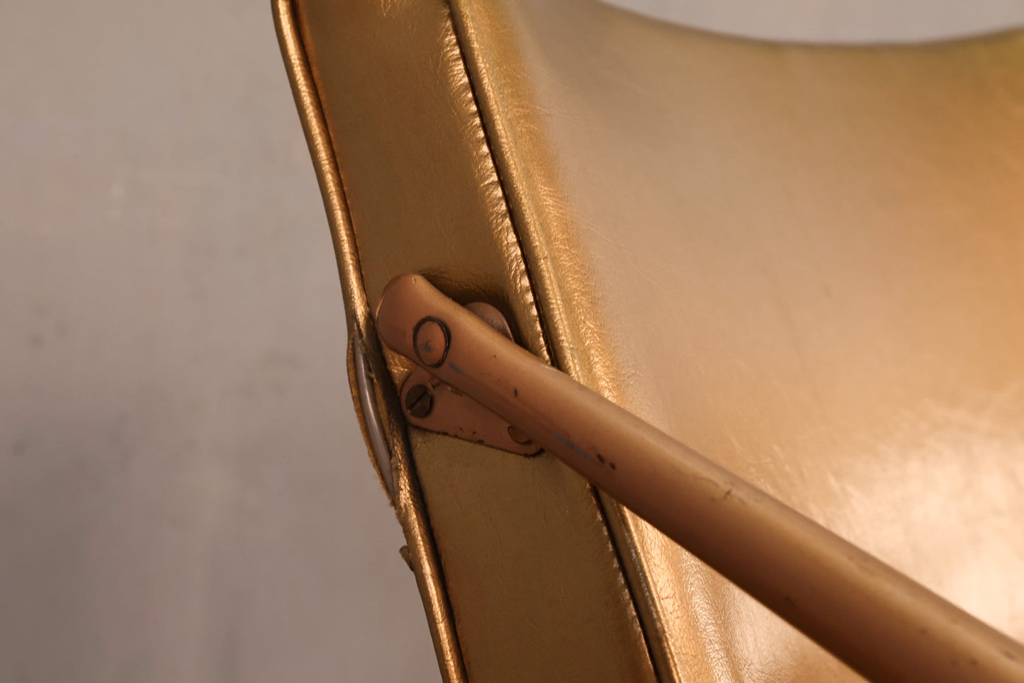 Viko Baumritter Atomic Gold Tilt-Back Armchair
