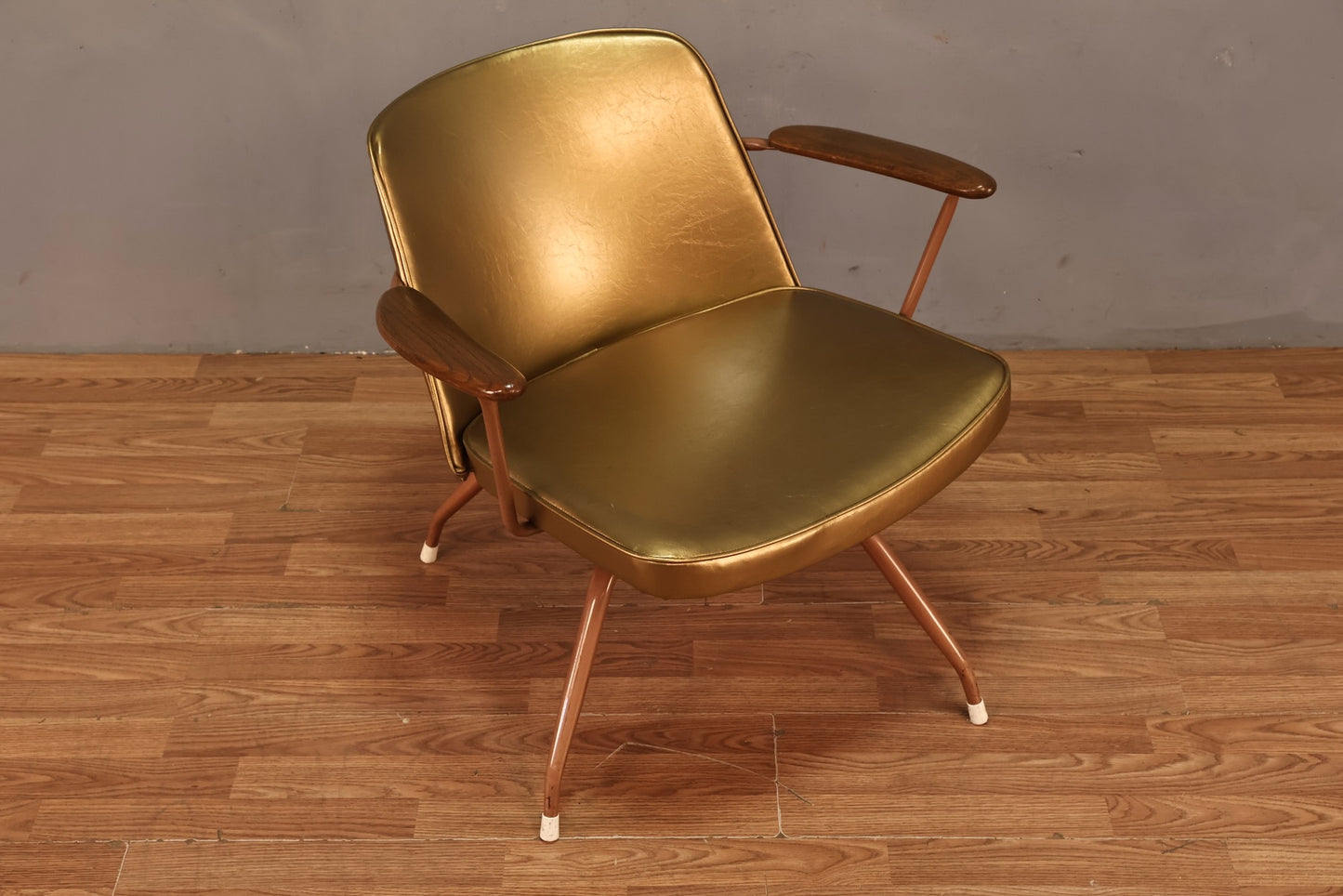 Viko Baumritter Atomic Gold Swivel Armchair - ONLINE ONLY