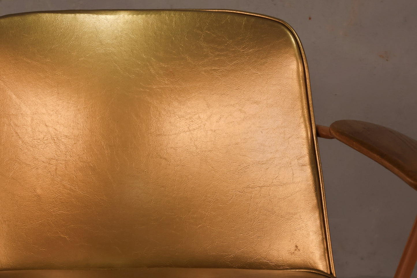 Viko Baumritter Atomic Gold Swivel Armchair