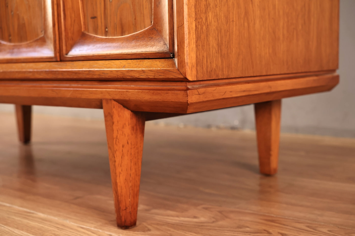 Drexel Heritage 6-Drawer Bachelor's Chest