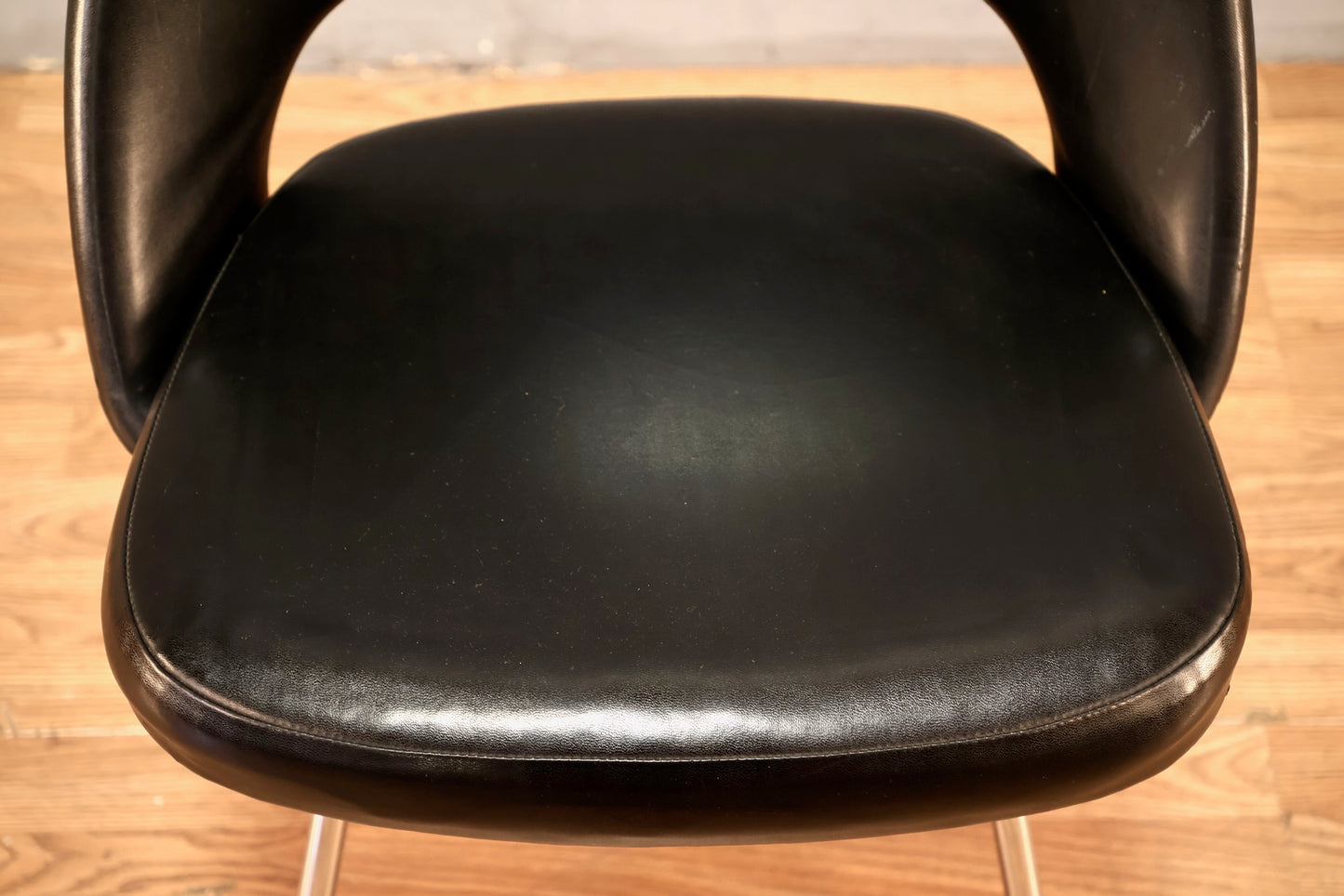 Eero Saarinen 1960s "Executive" Black Chair