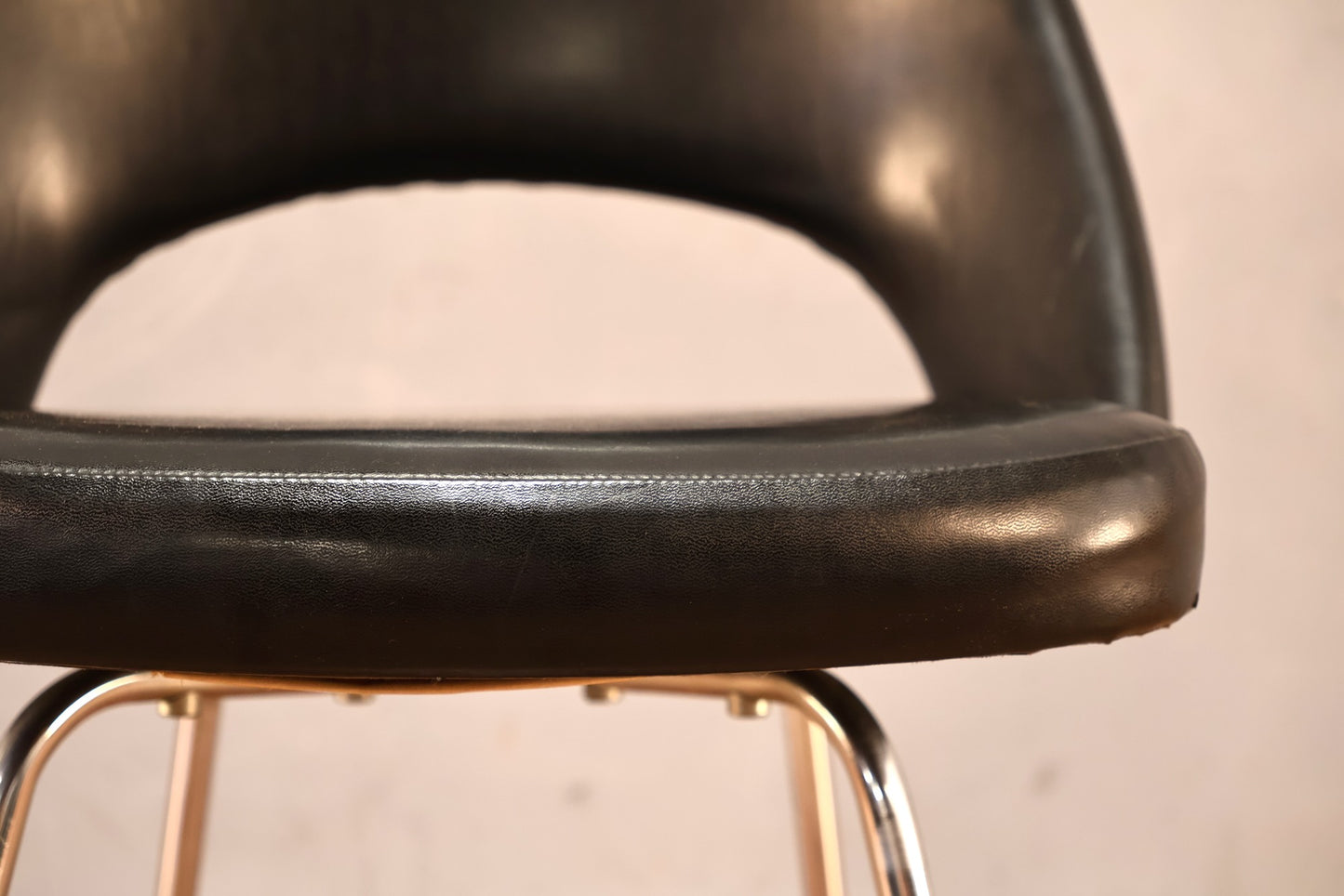 Eero Saarinen 1960s "Executive" Black Chair