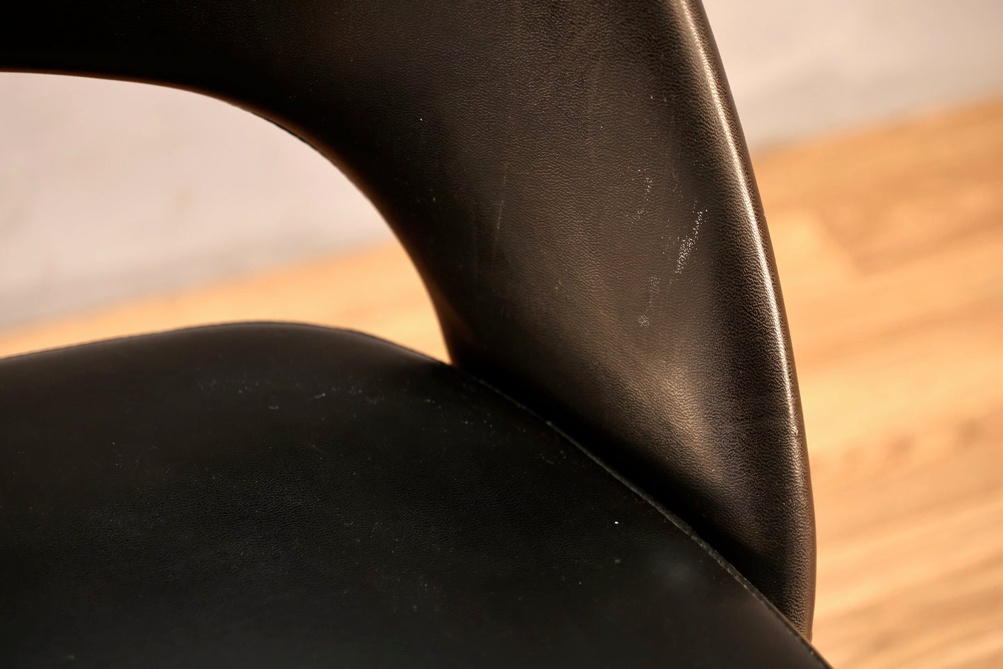 Eero Saarinen 1960s "Executive" Black Chair