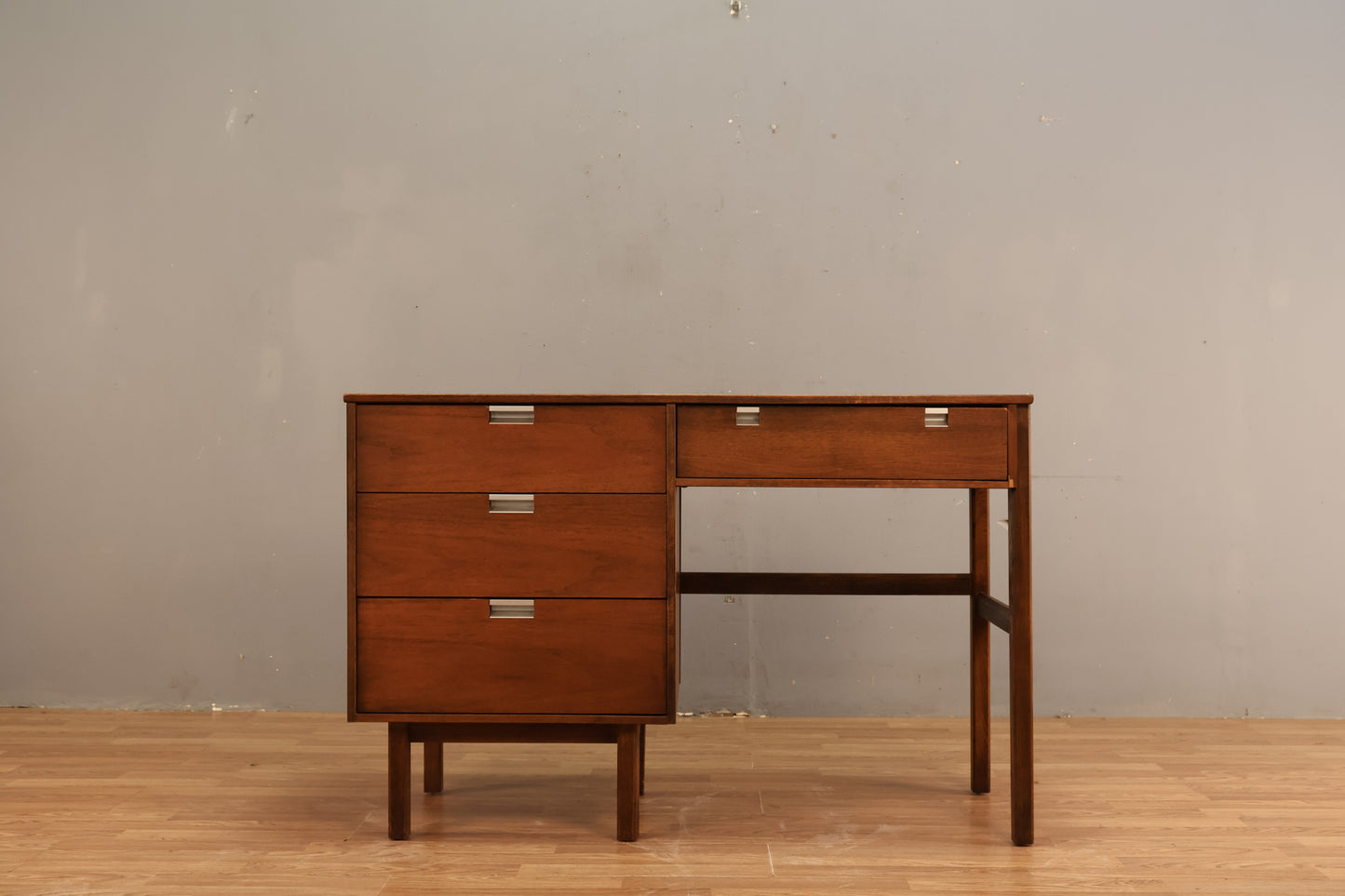 Bassett Walnut & Laminate 4-Drawer Desk
