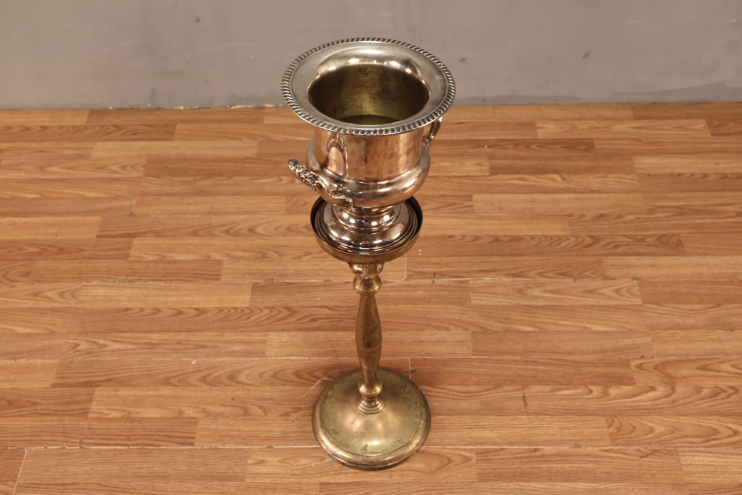 Silver Champage Bucket & Stand - ONLINE ONLY