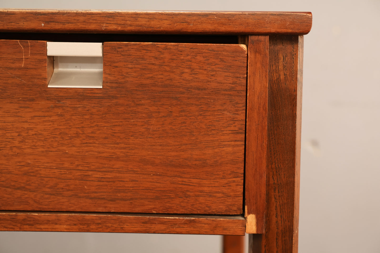 Bassett Walnut & Laminate 4-Drawer Desk