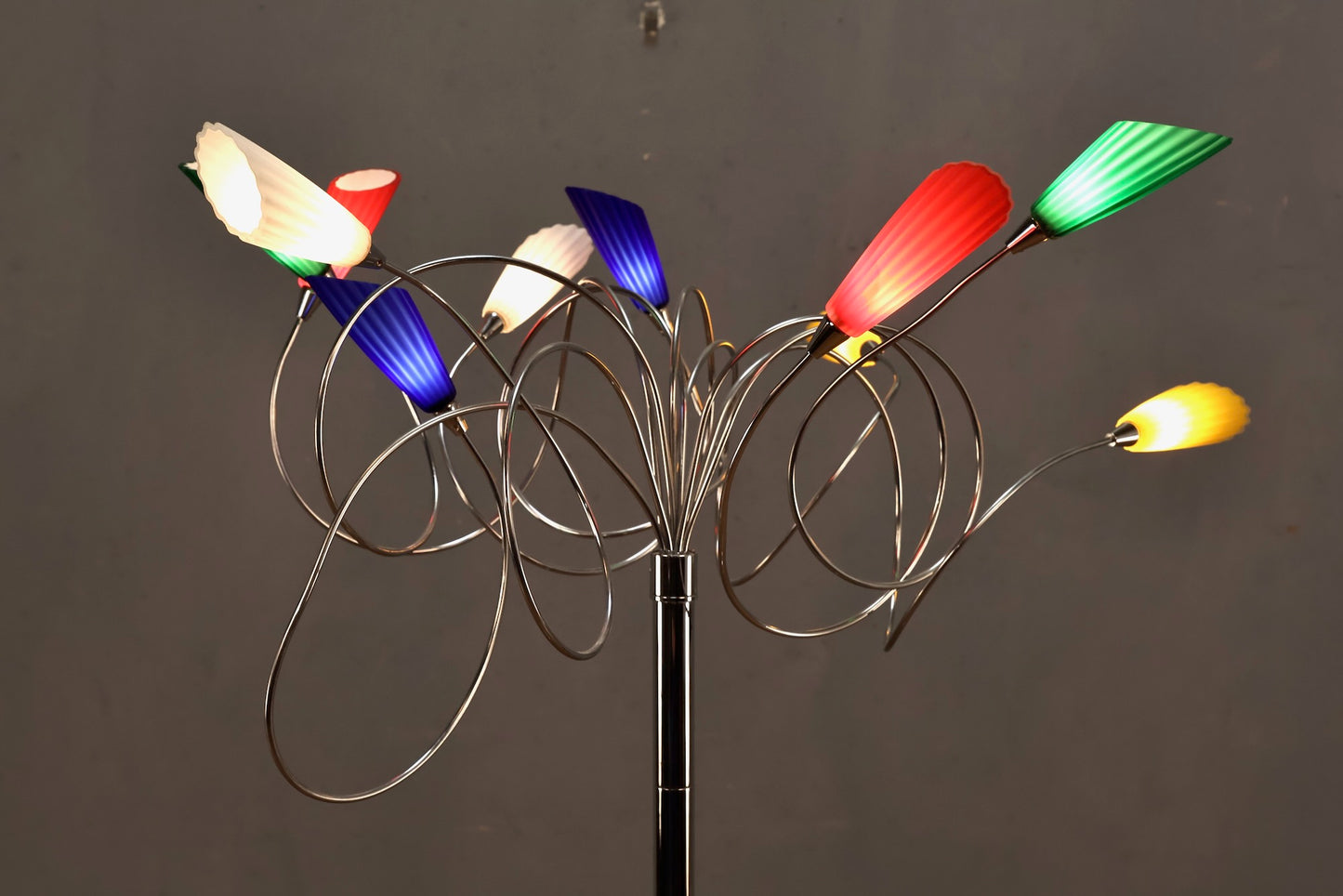 Harco Loor-Style "Strawberry" Floor Lamp - ONLINE ONLY