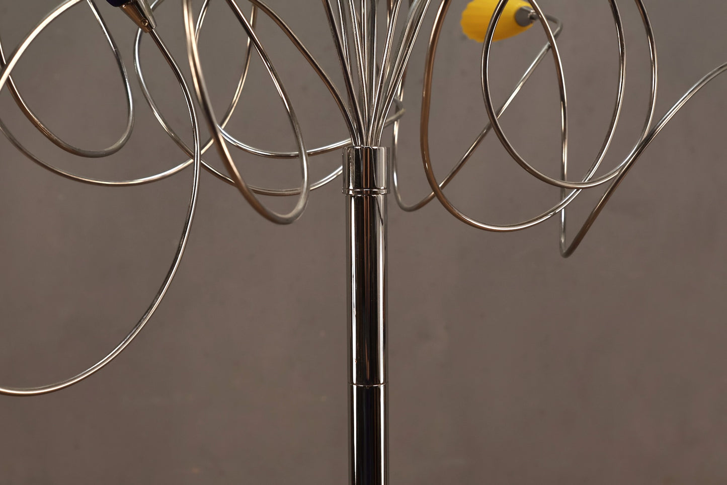 Harco Loor-Style "Strawberry" Floor Lamp - ONLINE ONLY