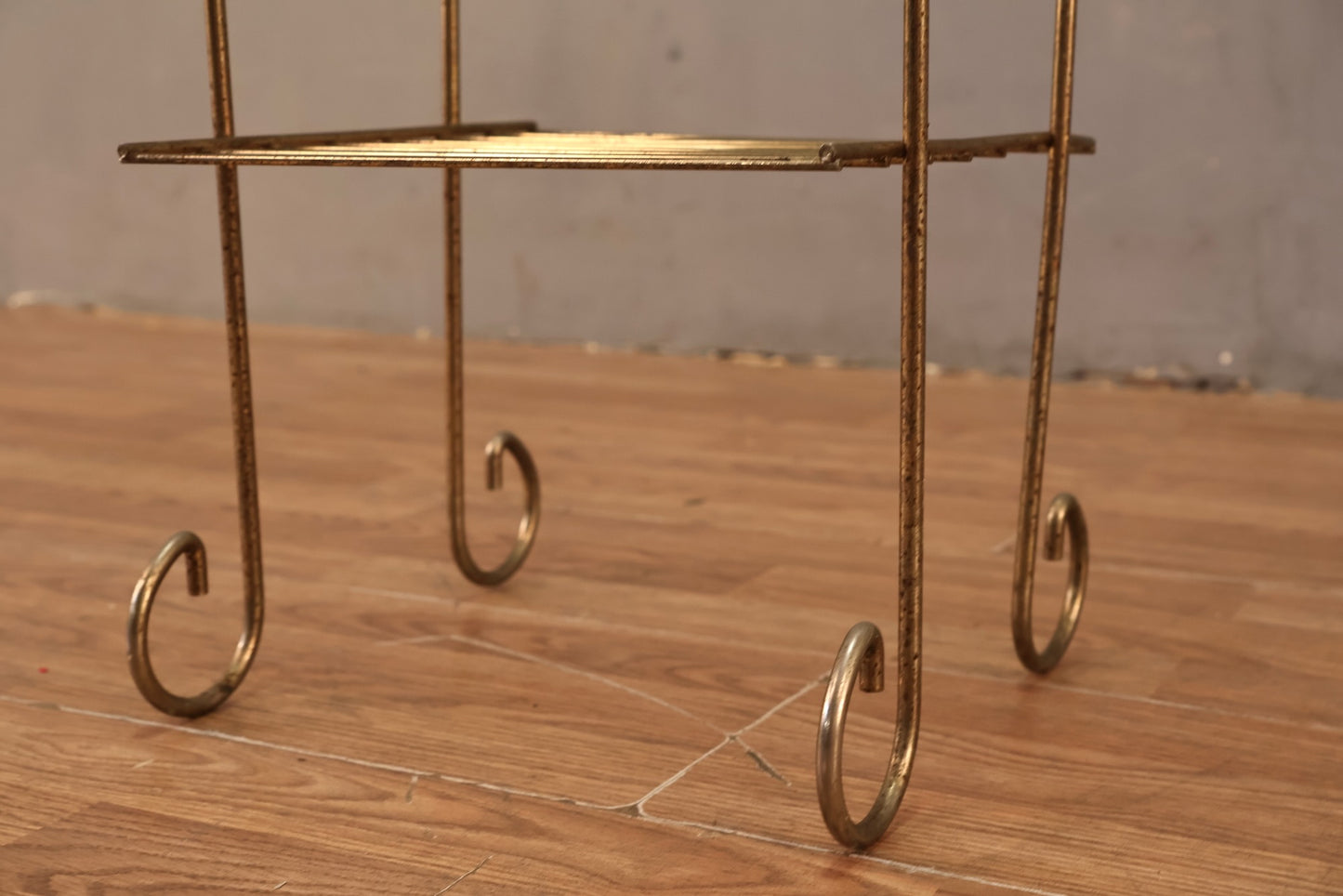 Small Gold Wire 2-Tier Shelf
