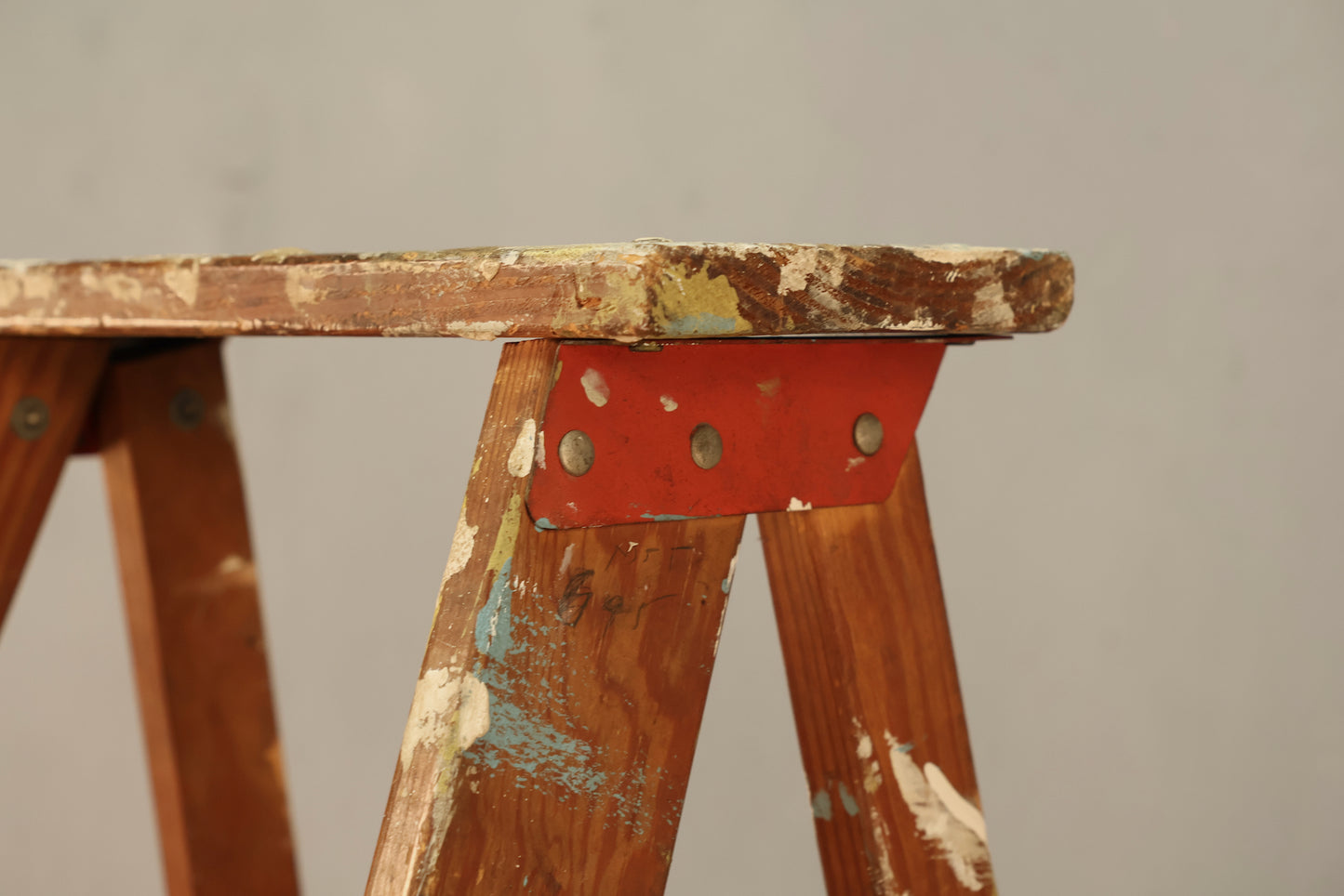 Painter's Ladder - ONLINE ONLY
