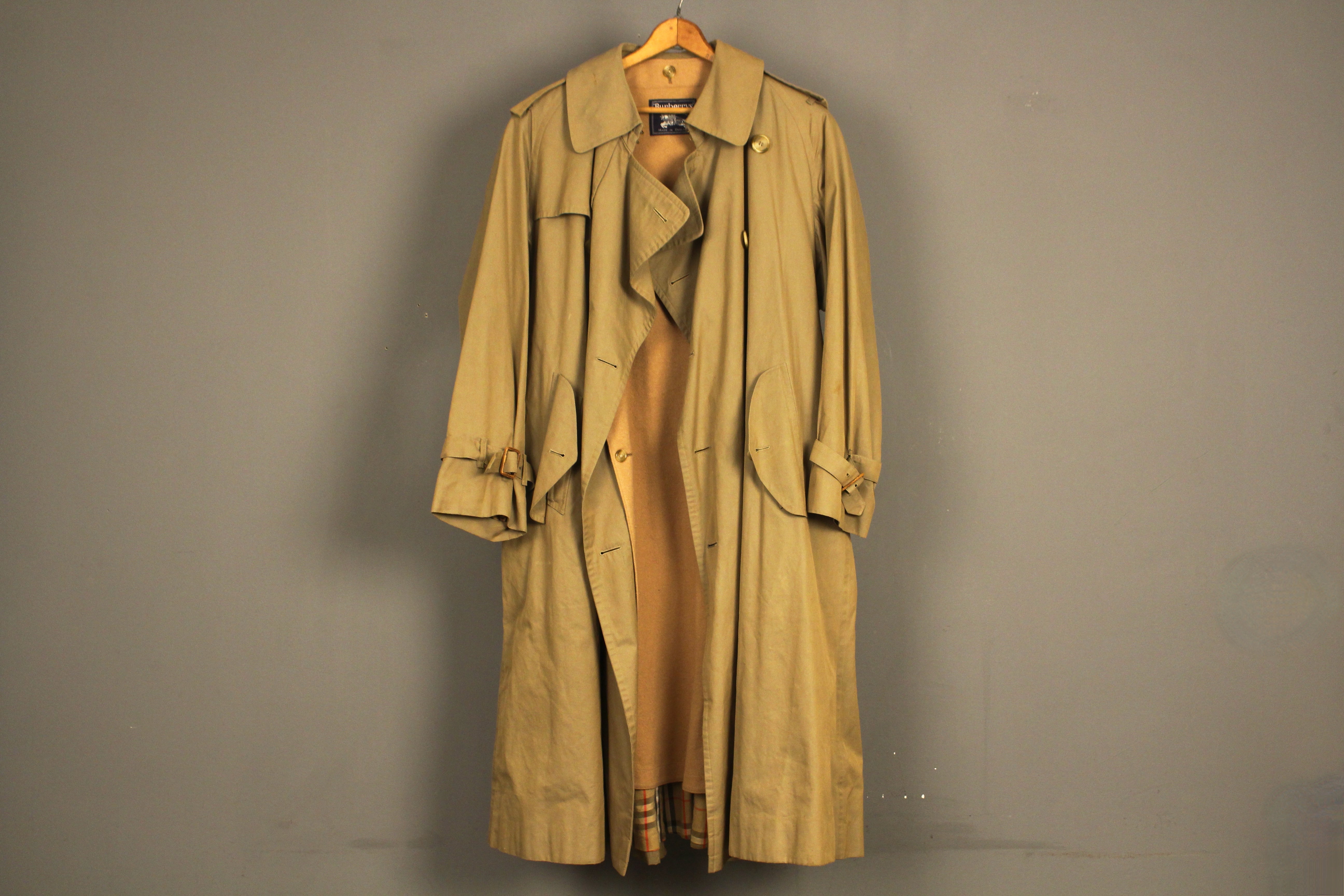 1980s Burberrys Men's Trenchcoat With Detachable Lining – Furnish