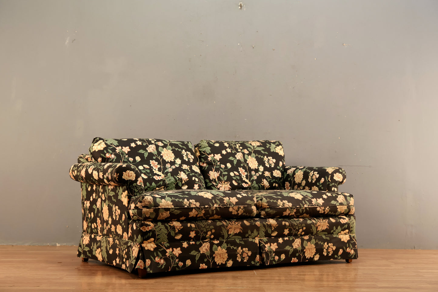 Henredon Midnight Garden Loveseat - ONLINE ONLY