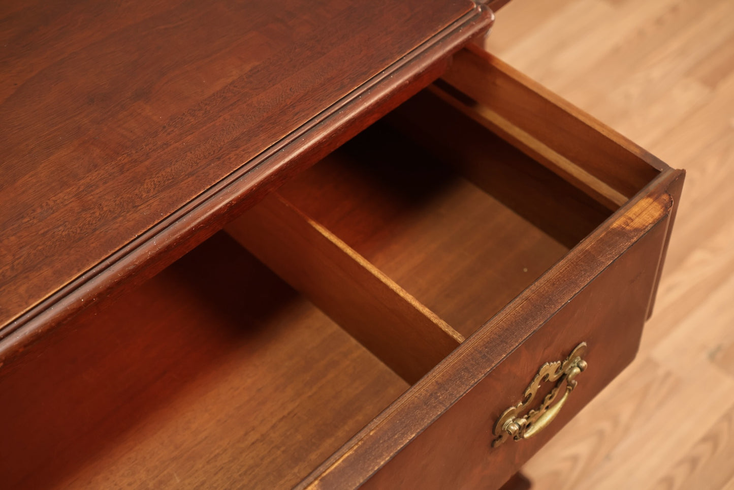 1950s Mahogany 3-Drawer Dresser