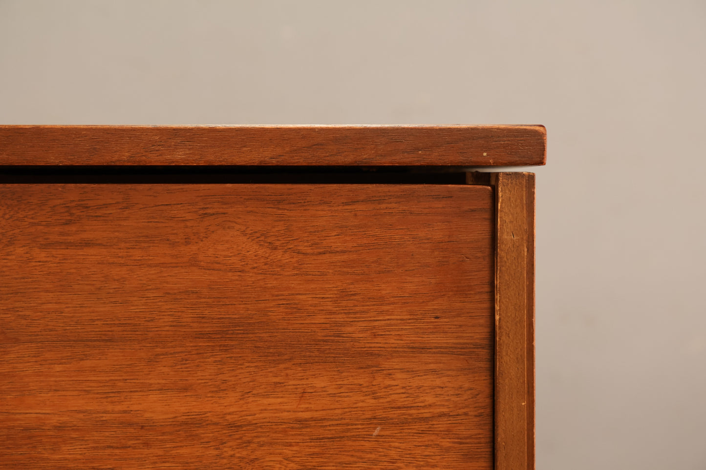 Bassett Walnut & Laminate 3-Drawer Commode