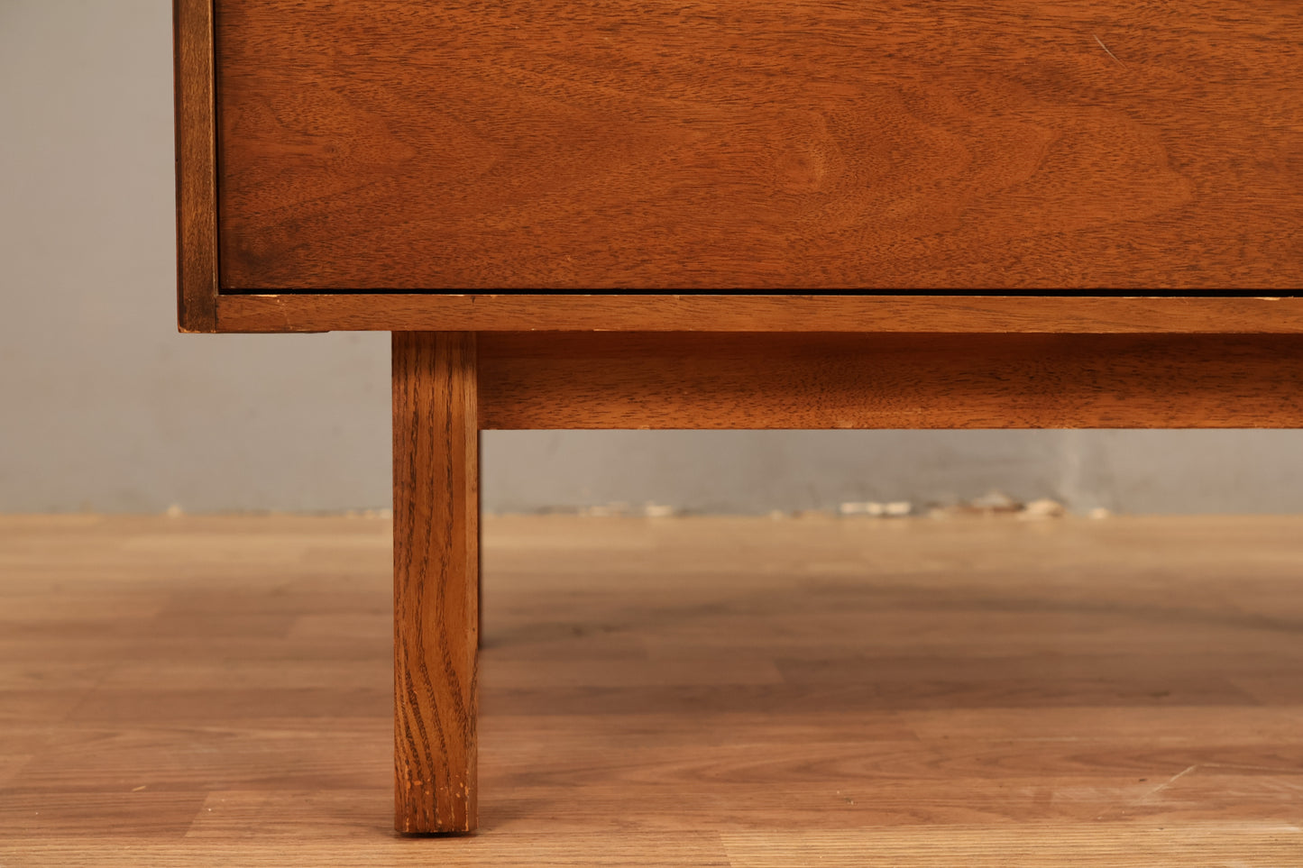 Bassett Walnut & Laminate 3-Drawer Commode