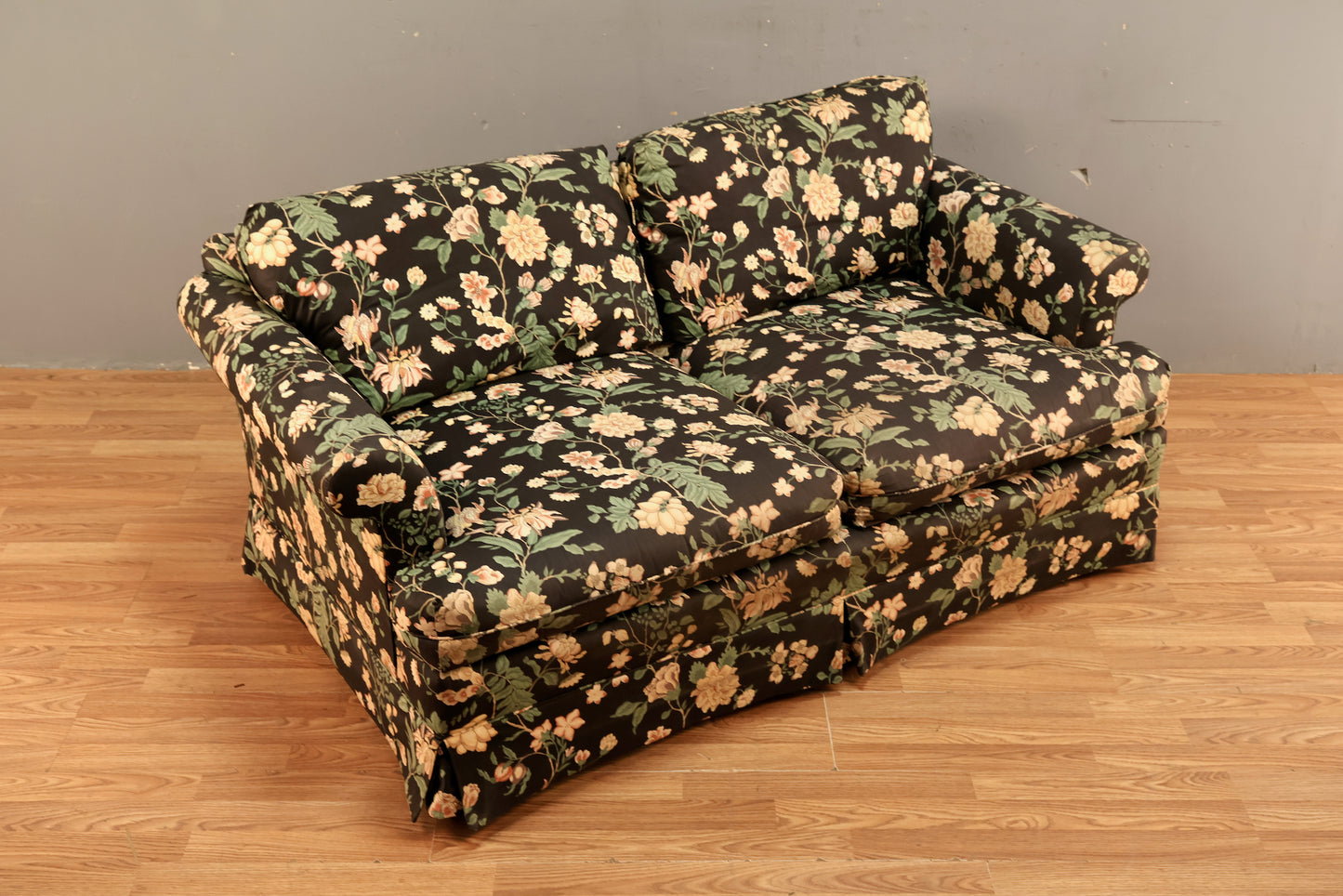 Henredon Midnight Garden Loveseat - ONLINE ONLY