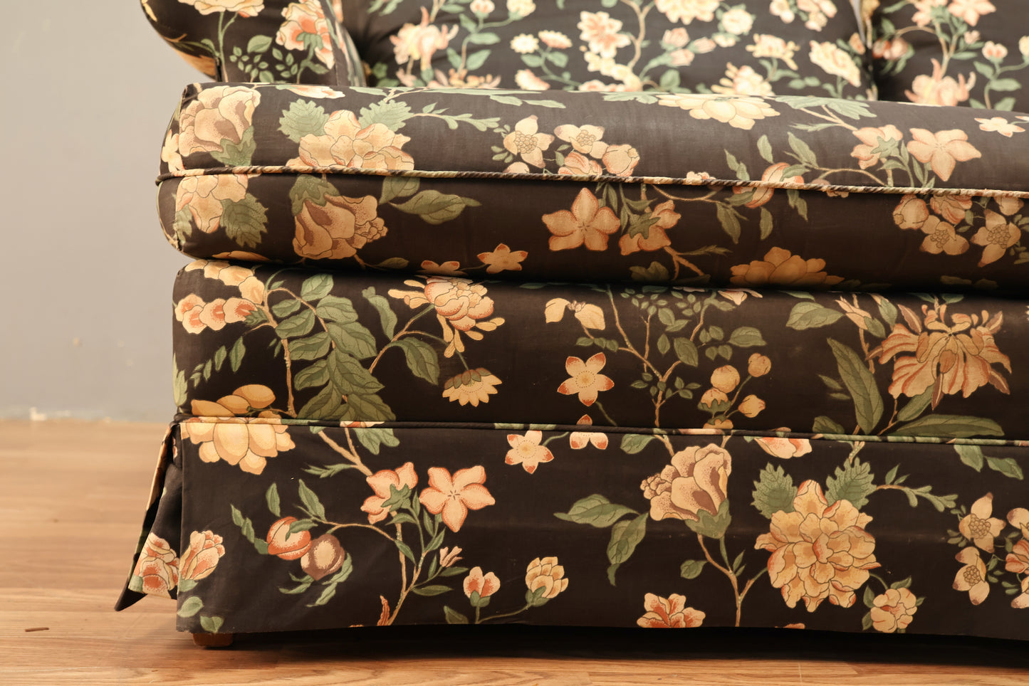 Henredon Midnight Garden Loveseat - ONLINE ONLY