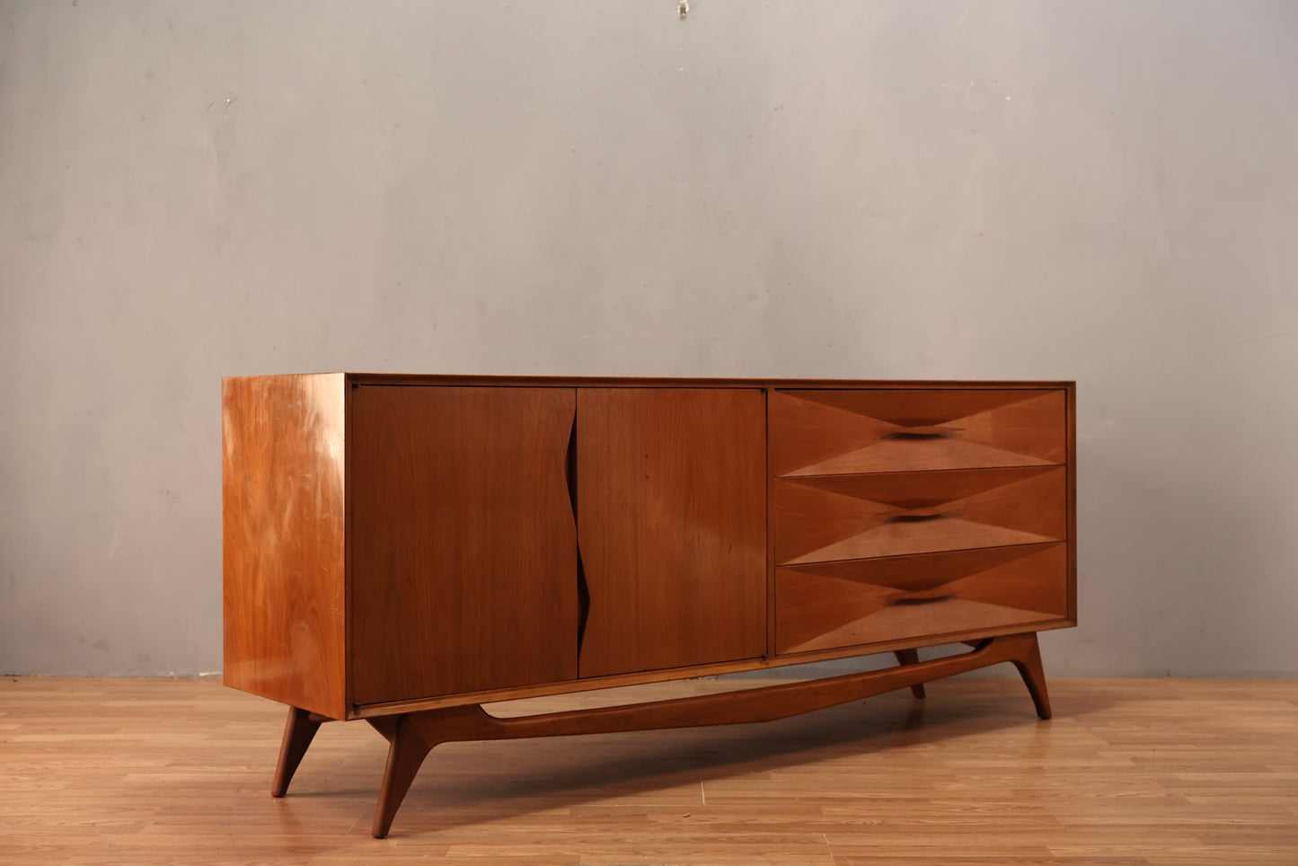 Luxe 1960s 6-Drawer Credenza