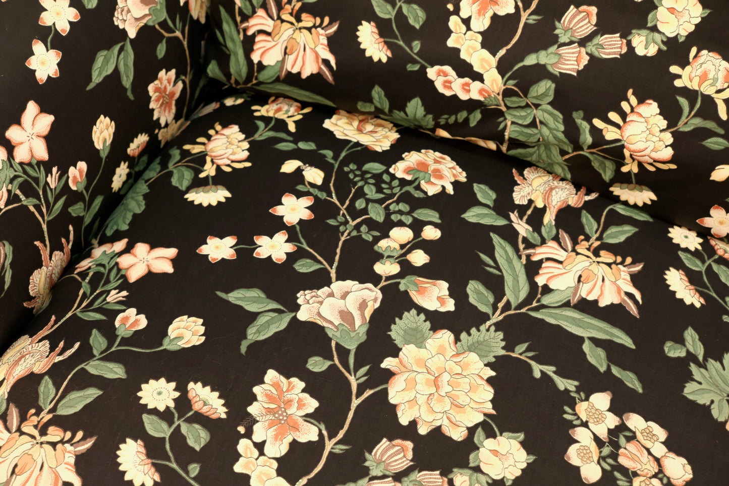 Henredon Midnight Garden Loveseat - ONLINE ONLY