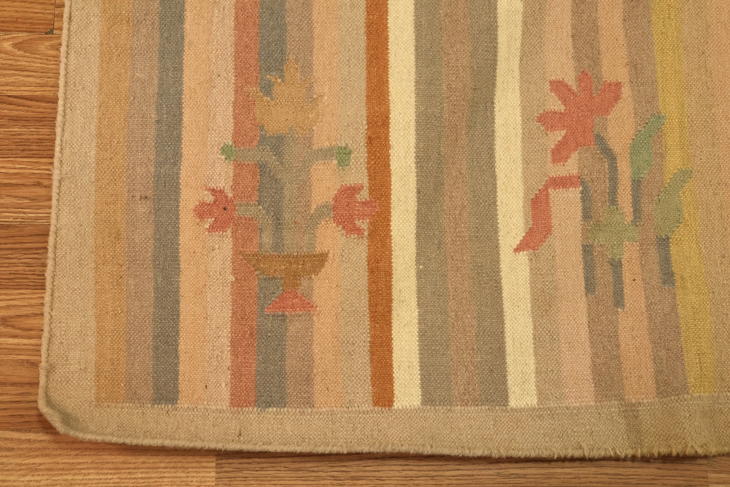 Woven Striped Tulips Rug