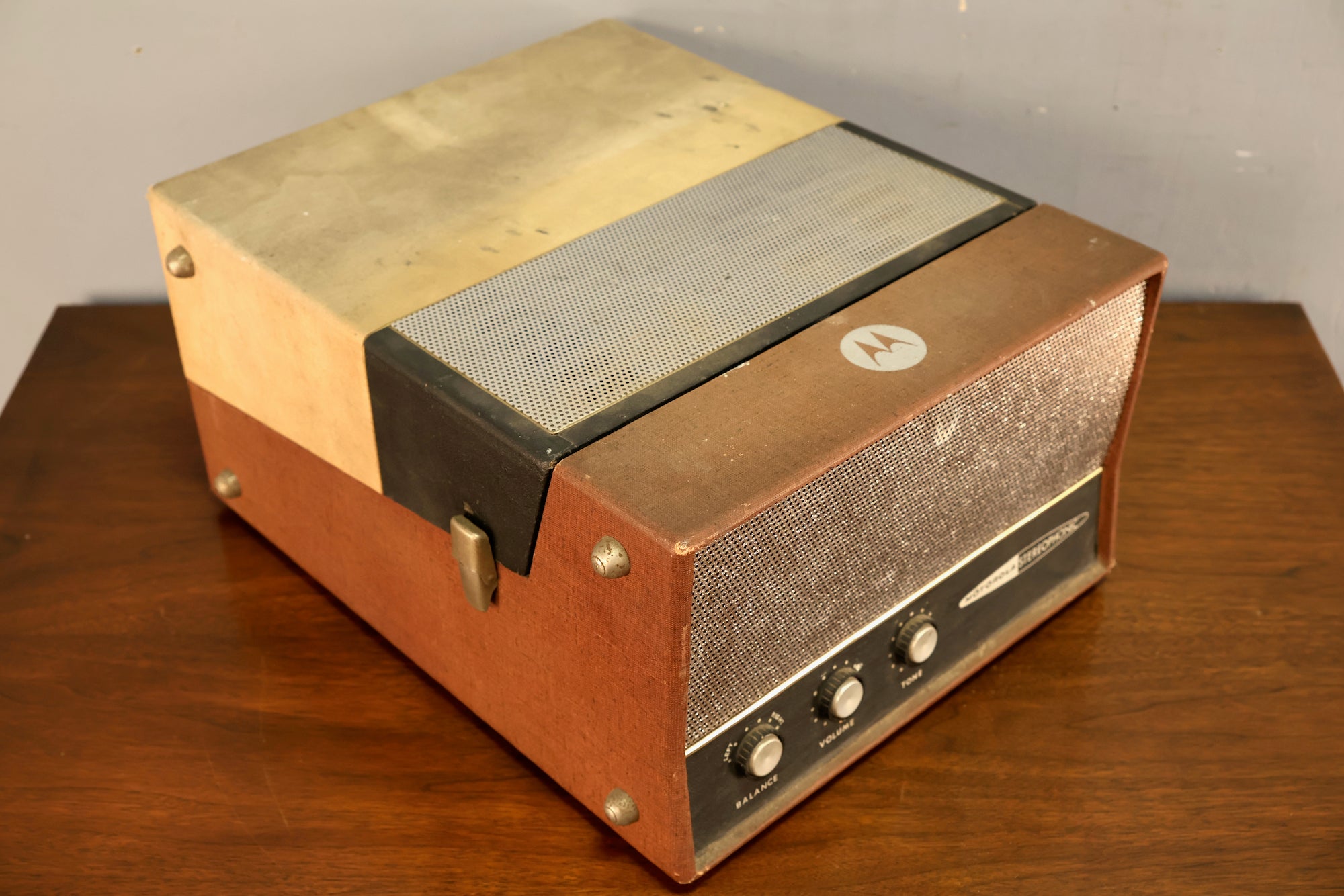 1950s Motorola Stereophonic Prop Record Player – Furnish Green