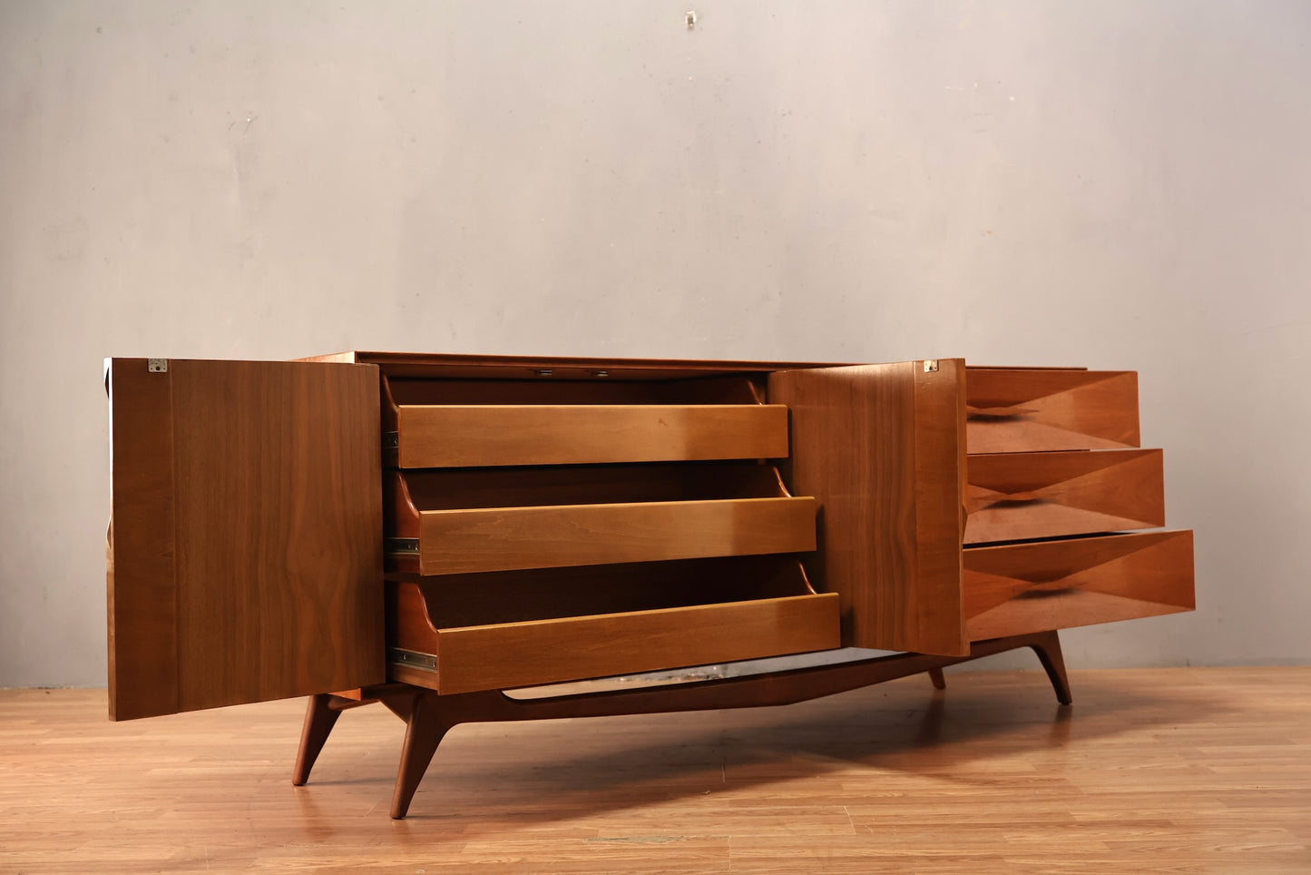 Luxe 1960s 6-Drawer Credenza